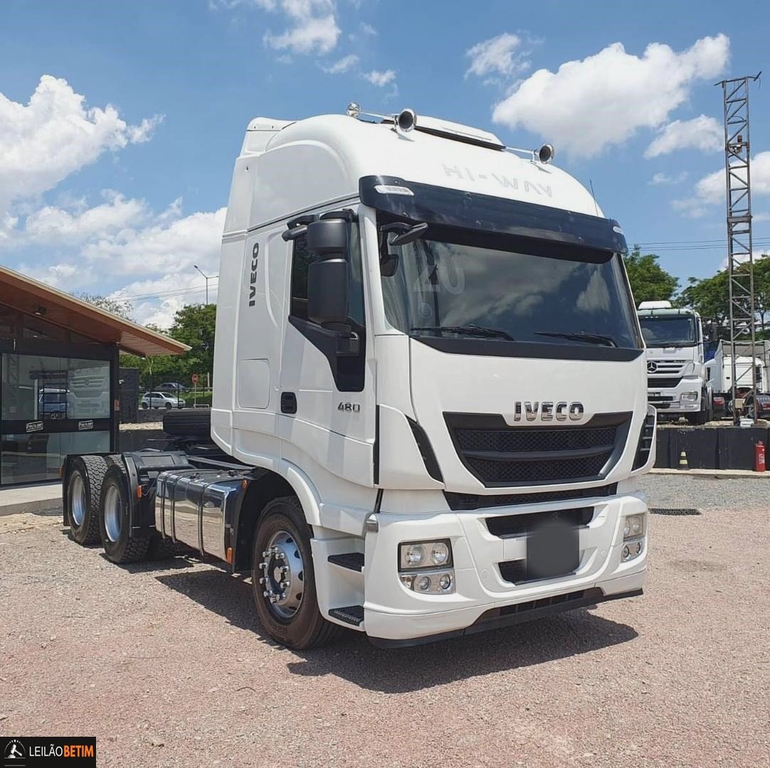 IVECO HI-WAY 480 CAVALO TRAÇADO 6X4 2020