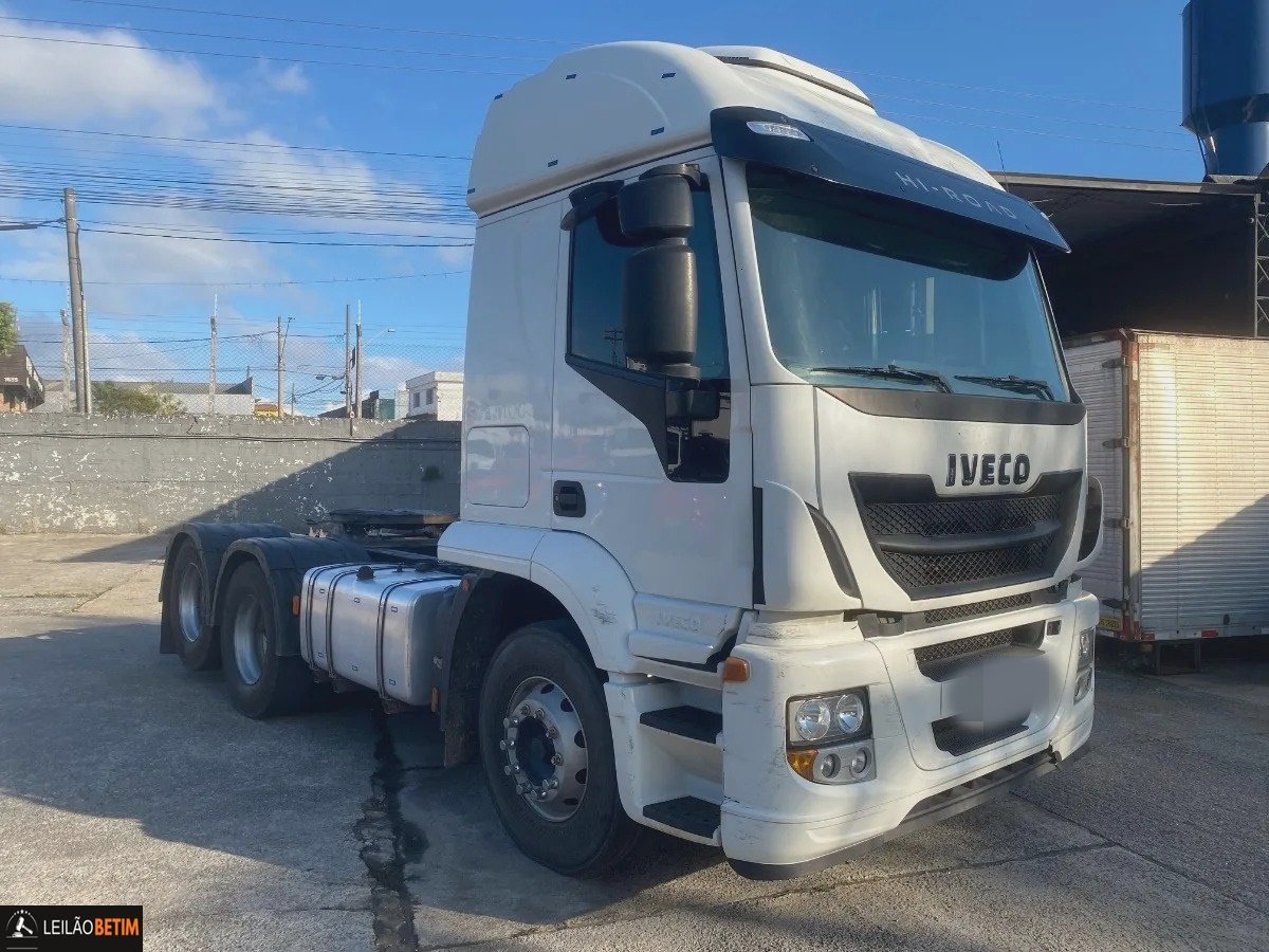Iveco Hi- Road 440 Cavalo Truck 6x2 ANO 2020