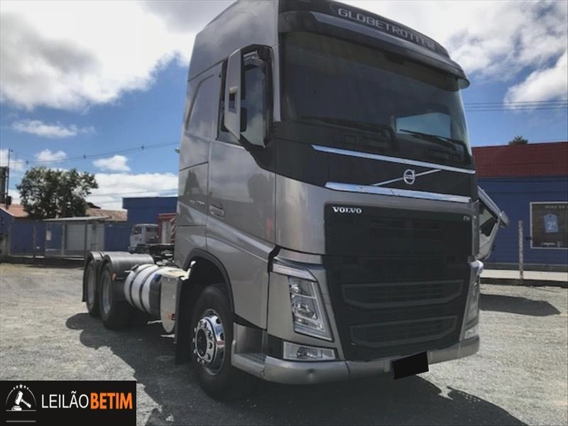 VOLVO FH 460 Truck 6x2 Ano 2015/2016 